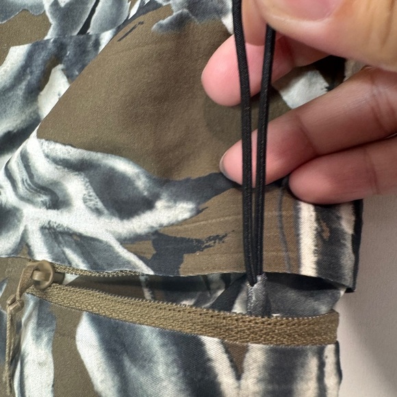 Lululemon Current State Board Short 9" Sz 34 - Picture 7 of 12